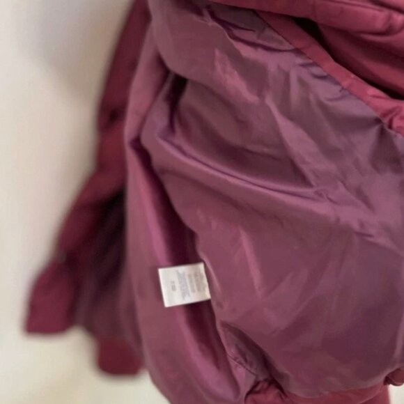 Theory Red Cropped Puff Jacket - Size M/S | Down-Filled Winter Essential - Picture 4 of 9